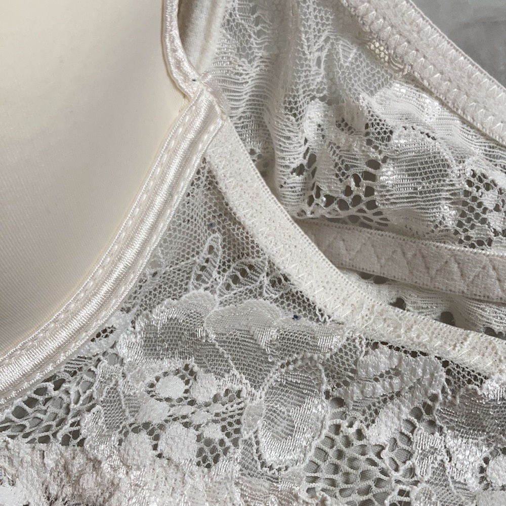 Cream Bra - Picture 6 of 6